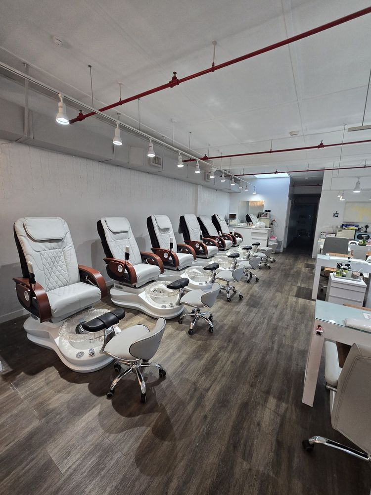 GLORIA NAILS & SPA Updated September 2024 43 Photos & 13 Reviews