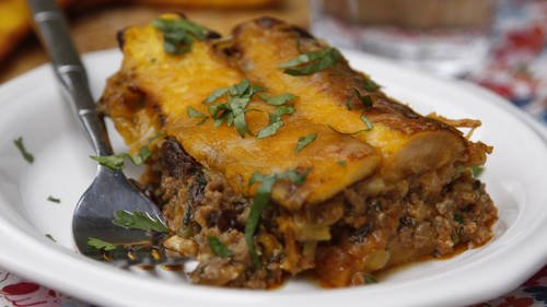 Food from Alinas Convenience & Deli