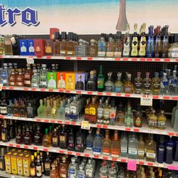 Lot’s Of Liquors