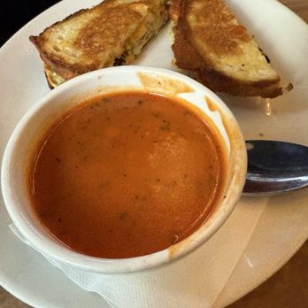 YARD HOUSE - Updated March 2025 - 515 Photos & 277 Reviews - 575 7th