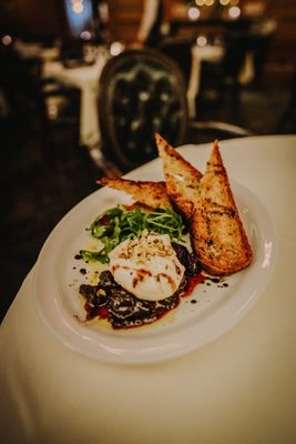 The Lexington by null