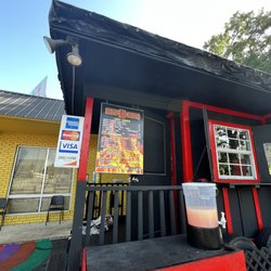 Big D BBQ - Menu and lemonade