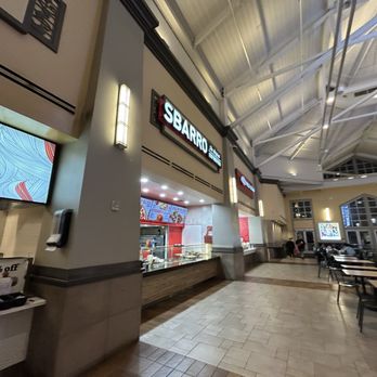 San Francisco Premium Outlets - Food court - Outlet Stores Near Me - Livermore, California San Francisco Premium Outlets - Food court - Outlet Stores Near Me - Livermore, California