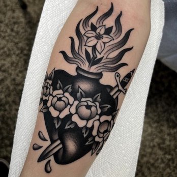 Webb’s Tattoo - Tattoo Near Me - St. Petersburg, Florida Webb’s Tattoo - Tattoo Near Me - St. Petersburg, Florida