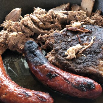 Bob's Bitchin' BBQ - Barbeque Near Me - Dodgeville, Wisconsin