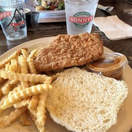 Nashville Hot Chicken with fries