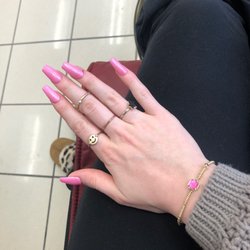 M Nails