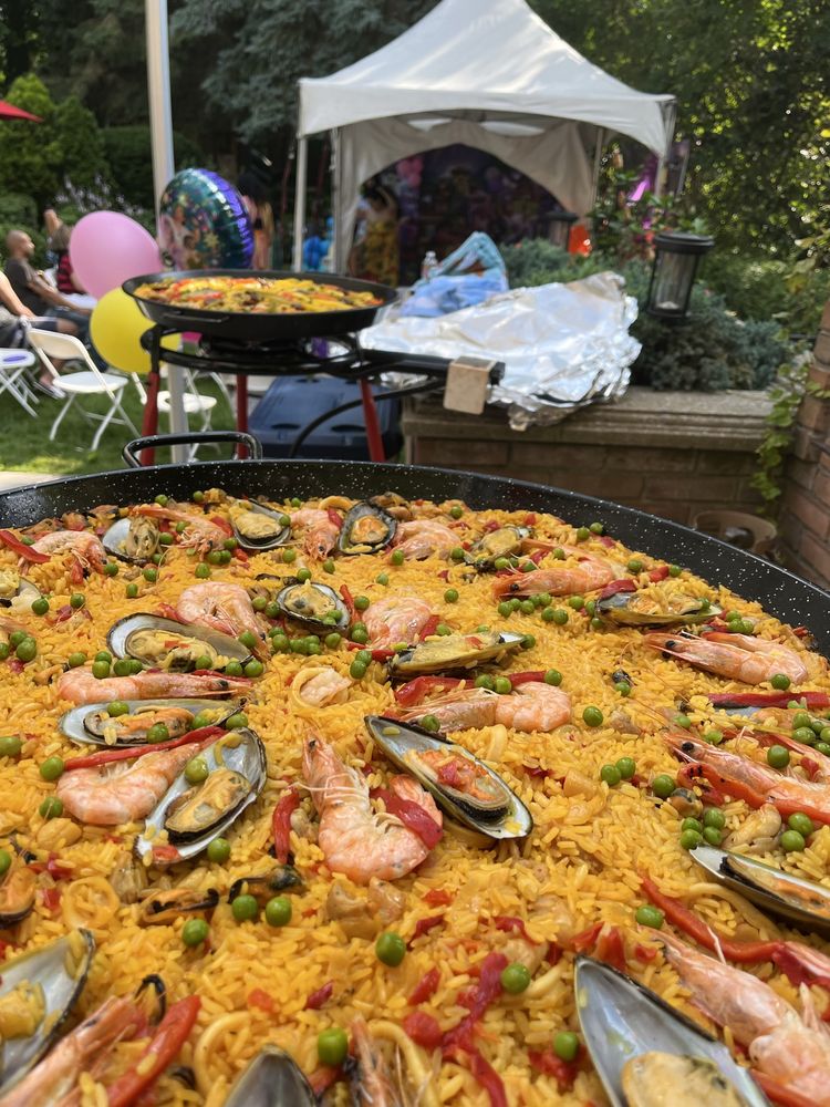 JUST PAELLAS 19 Photos 399 Switchgrass St, Oakville, Ontario