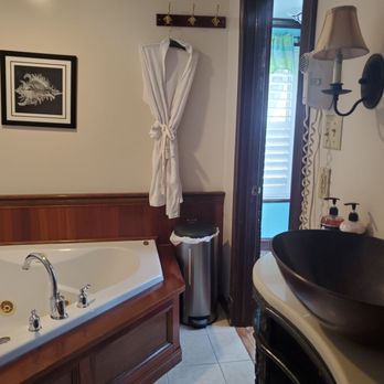 Ocean City Mansion - Hotels Near Me - Ocean City, New Jersey
