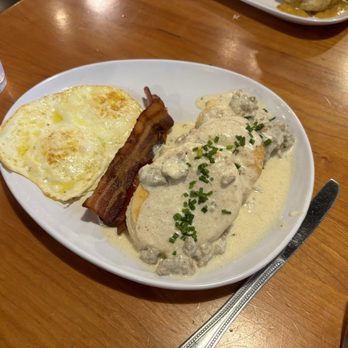 Ruby Sunshine Charlotte Southend - Biscuits and Gravy - Breakfast & Brunch Near Me - Charlotte, North Carolina Ruby Sunshine Charlotte Southend - Biscuits and Gravy - Breakfast & Brunch Near Me - Charlotte, North Carolina