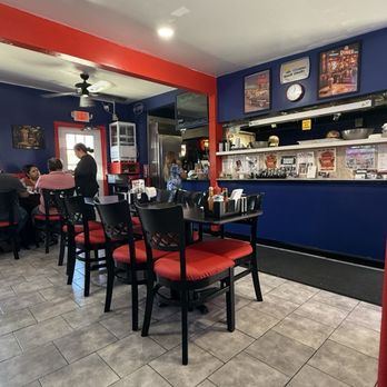Trejo's Diner - Inside - American Near Me - Clearlake, California
