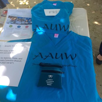 Raynor Park - Free AAUW t-shirts at the Raynor Park AAUW picnic - Parks Near Me - Sunnyvale, California Raynor Park - Free AAUW t-shirts at the Raynor Park AAUW picnic - Parks Near Me - Sunnyvale, California