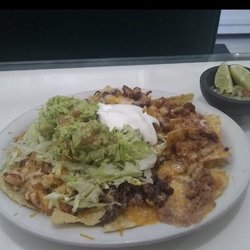 Loaded nachos