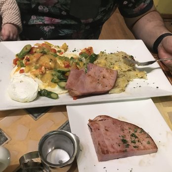 Batter & Berries - Breakfast & Brunch Near Me - Chicago, Illinois