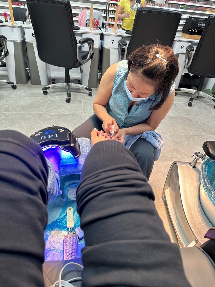 NAIL GLAMOUR 22 Photos & 19 Reviews 4495 Roosevelt Blvd