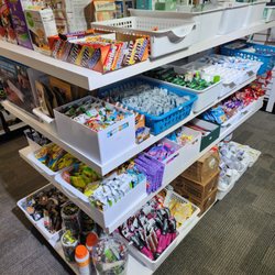 Family Outlet - Super cheap snacks!