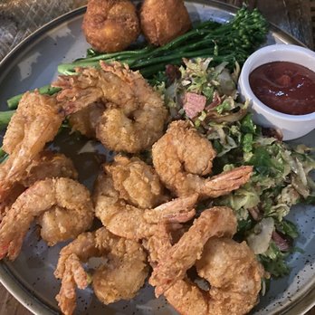Sundae Cafe - Fried Georgia Shrimp & Two Sides - Seafood Near Me - Tybee Island, Georgia