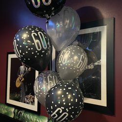Ceili's Modern Irish Pub - Birthday balloons