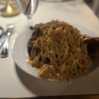 Wow Turkey - Mojo turkey leg with pasta - Seafood Near Me - New Orleans, Louisiana Wow Turkey - Mojo turkey leg with pasta - Seafood Near Me - New Orleans, Louisiana