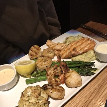 Devon Seafood & Steak - Mixed seafood grill !! - Seafood Near Me - Oakbrook Terrace, Illinois