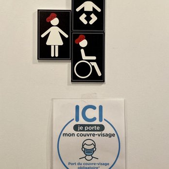 Juliette & Chocolat - Restroom - Desserts Near Me - Brossard, Quebec Juliette & Chocolat - Restroom - Desserts Near Me - Brossard, Quebec