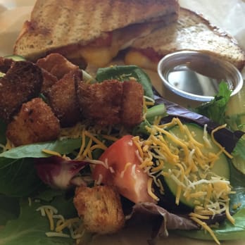Schiraz - Cafes Near Me - Jacksonville, Illinois