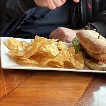 Dolly Spankers - Seafood Near Me - Delaware City, Delaware