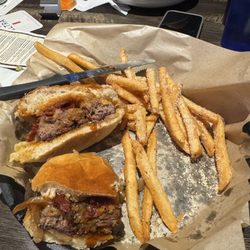 Roundhouse Brew Pub - Smokestack Burger