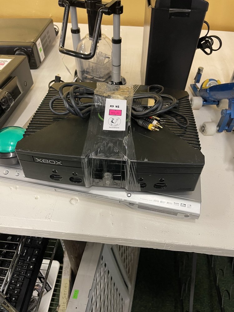 PIG + PEARL SECONDHAND 16 Reviews 5320 Arapahoe Ave, Boulder