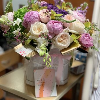 M'NY Flowers - Gorgeous arrangement - Florists Near Me - Brooklyn, New York M'NY Flowers - Gorgeous arrangement - Florists Near Me - Brooklyn, New York