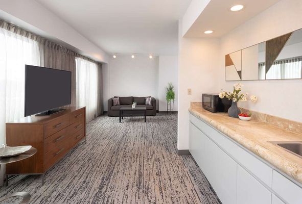 Hilton Fairfax by null