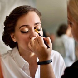Veronica Gaona Makeup - Luxury Bridal Makeup Services