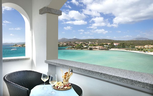 Gabbiano Azzurro Hotel & Suites by null