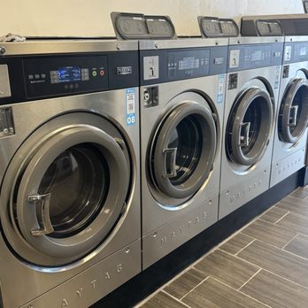 Tumblerama Laundromat - New style washers - Laundromat Near Me - Tucson, Arizona
