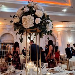 The Rockleigh - Centerpiece