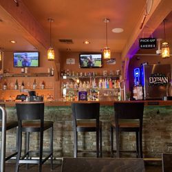 Sunset Beach Bar - Sunday afternoon- pretty empty