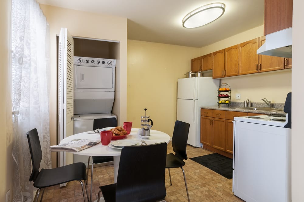 THE METROPOLITAN RUNNEMEDE Updated August 2024 15 Photos 100