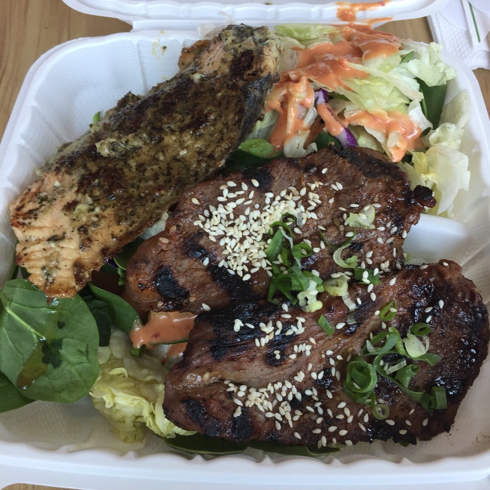 Simply Ono - Surf & turf (pesto crusted salmon & kalbi tri tip) extra veggies, no rice. Tri tip was dry and tough like beef jerky - Food Trucks Near Me - Honolulu, Hawaii Simply Ono - Surf & turf (pesto crusted salmon & kalbi tri tip) extra veggies, no rice. Tri tip was dry and tough like beef jerky - Food Trucks Near Me - Honolulu, Hawaii