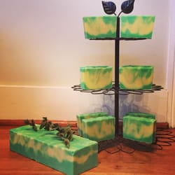 Cottage Garden - Mrs. Rosemary's Mint soap...smells yummy!
