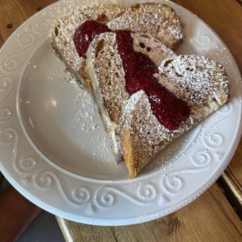 Kitch A Vibe - French toast with raspberry compote - Bakeries Near Me - Glens Falls, New York