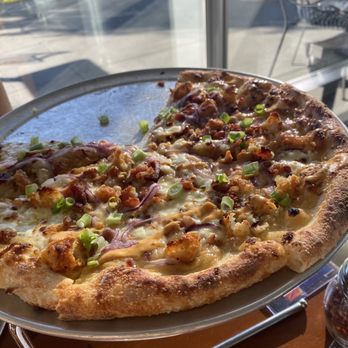 Fieldwork Brewing - Bare Knuckle Pizza - Breweries Near Me - San Ramon, California Fieldwork Brewing - Bare Knuckle Pizza - Breweries Near Me - San Ramon, California