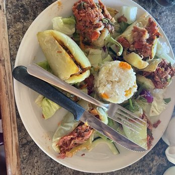 El Toro Güero - Chiles gueros rellenos de marlin - Seafood Near Me - La Paz, BCS El Toro Güero - Chiles gueros rellenos de marlin - Seafood Near Me - La Paz, BCS