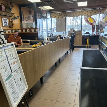 Bagels Your Way Cafe - Bagels Near Me - Medford, New York