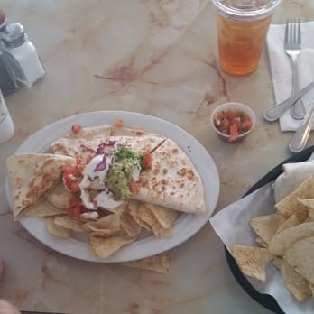 Nopalitos - Chicken quesidilla and carnitas burrito - Mexican Near Me - Sacramento, California