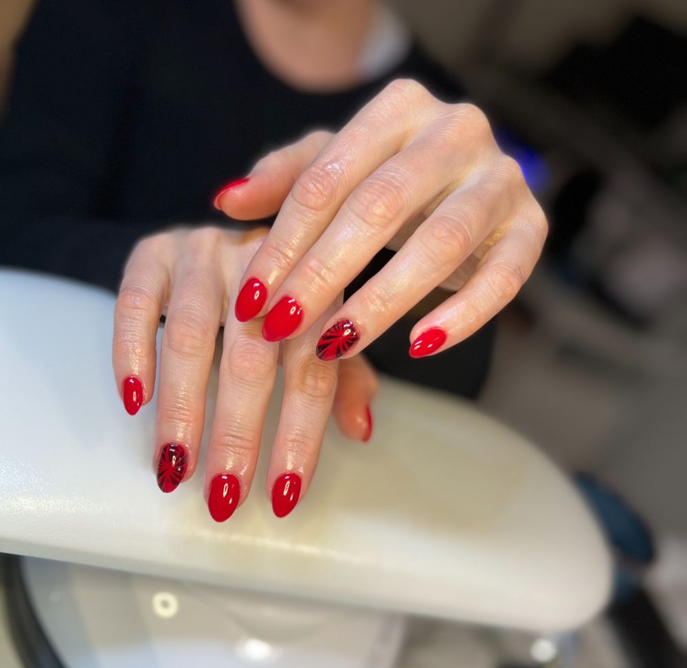 Graceful Nails Nj Logo