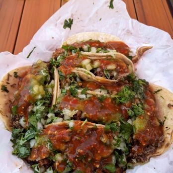 Lily's Malibu - After salsa tacos - Burgers Near Me - Malibu, California Lily's Malibu - After salsa tacos - Burgers Near Me - Malibu, California