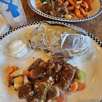 Black Bear Diner - Pleasanton - Pot roasts x 2. - American Near Me - Pleasanton, California Black Bear Diner - Pleasanton - Pot roasts x 2. - American Near Me - Pleasanton, California