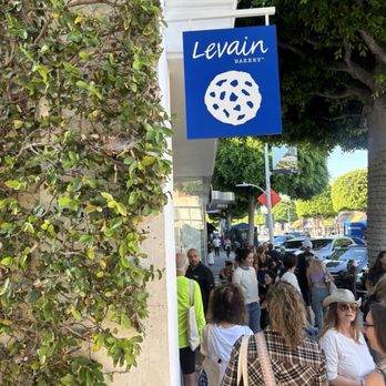 Levain Bakery - Bakeries Near Me - Beverly Hills, California Levain Bakery - Bakeries Near Me - Beverly Hills, California