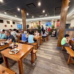Lam's Kitchen - Inside the restaurant