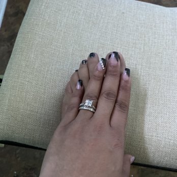 Sunlight Salon - Nail Salons Near Me - Newark, Delaware